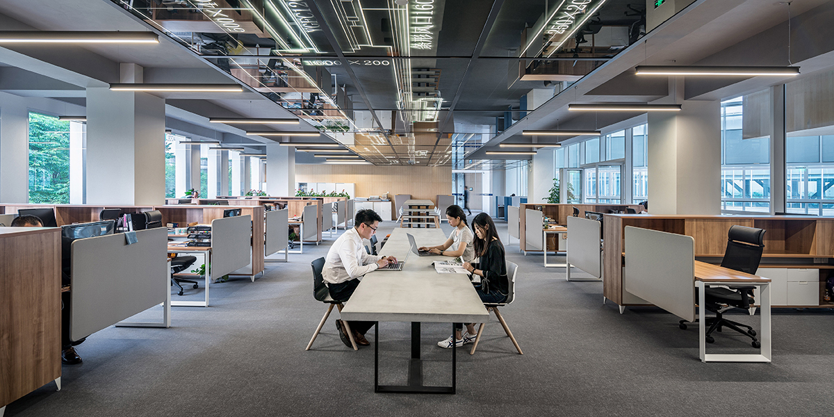 WeWorkの失墜から考える・リアルワークスペースはただの固定の作業場